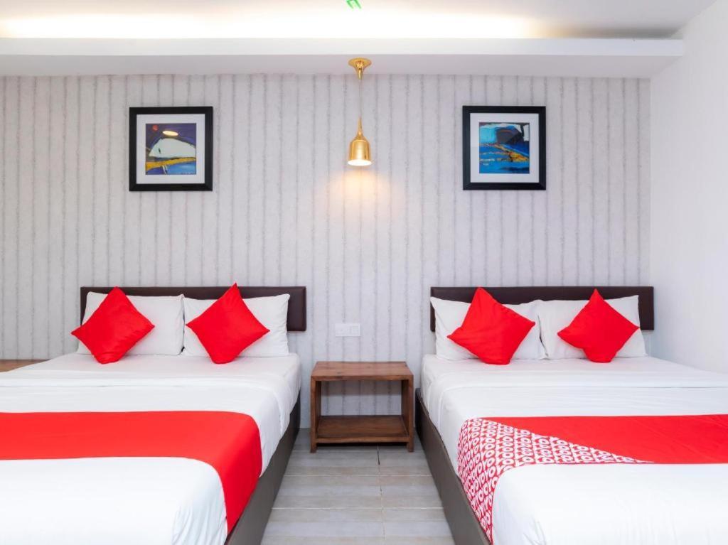 Big Big Hotel Johor Bahru Eksteriør bilde